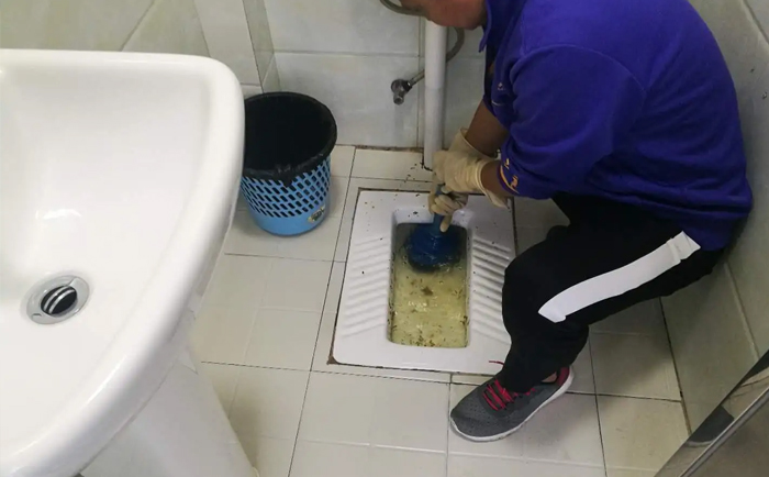 毛感乡疏通蹲坑